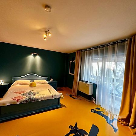 Vila Alsace Podu' Cu Lanturi Bacău エクステリア 写真